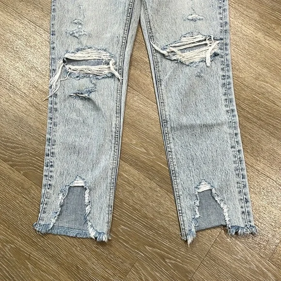 Moussy Denim High Rise Light Wash Straight Leg Distressed Jeans Size 25 - Picture 5 of 9